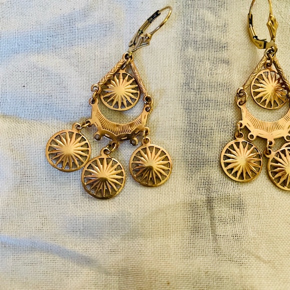 Vintage Rose Gold Filled Dangle Lever Back earrings. Pristine. - Picture 4 of 4